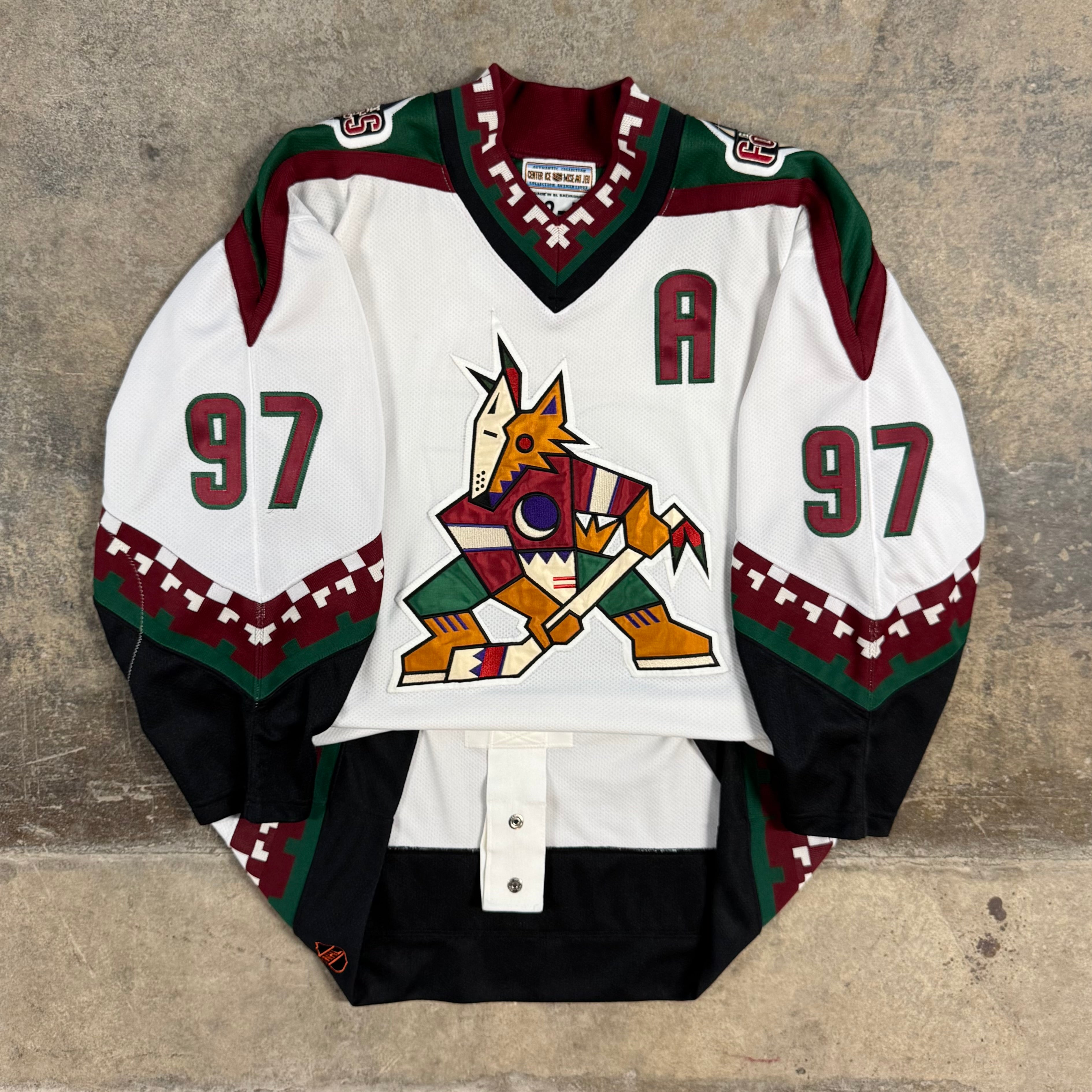 Jeremy Roenick Phoenix Coyotes Vintage Authentic MIC Starter NHL Jersey Size 52