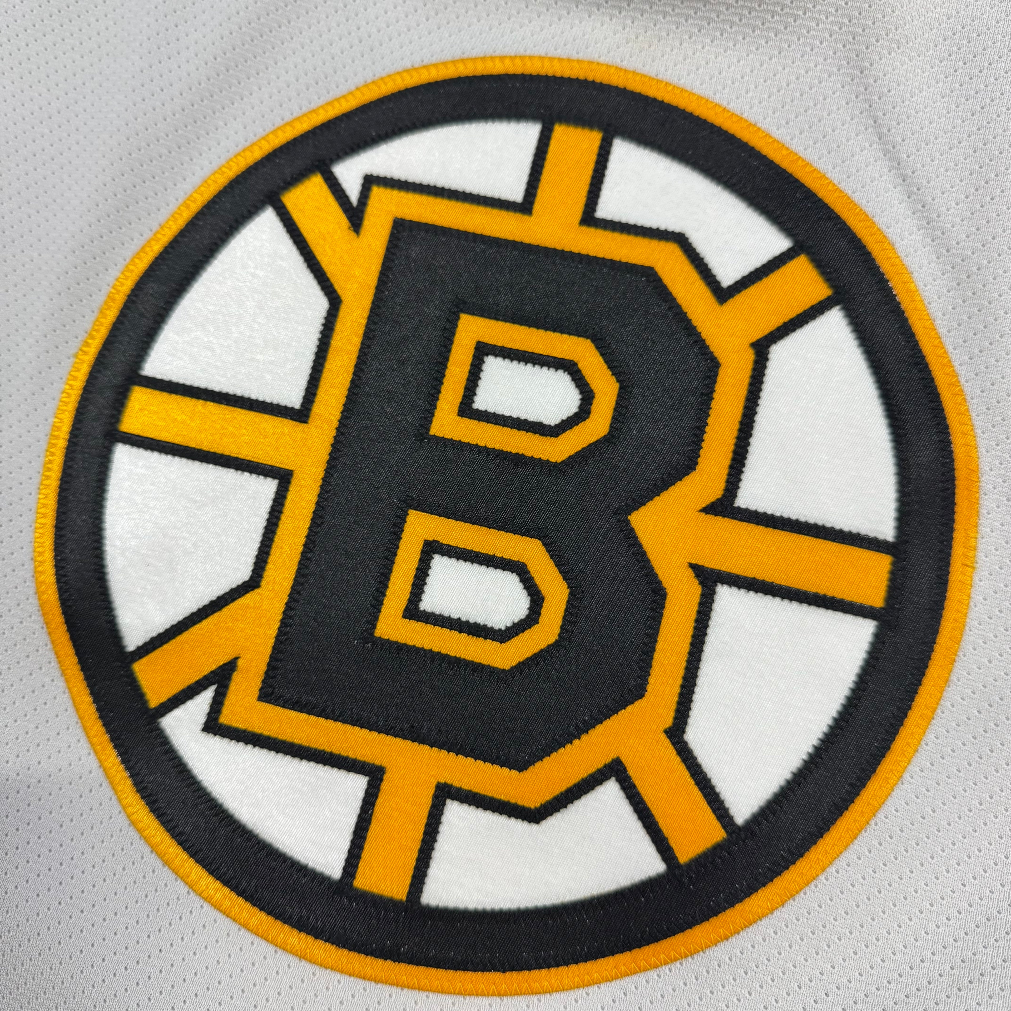 Andrew Alberts Boston Bruins Vintage Authentic Signed Reebok NHL Jersey Size 48