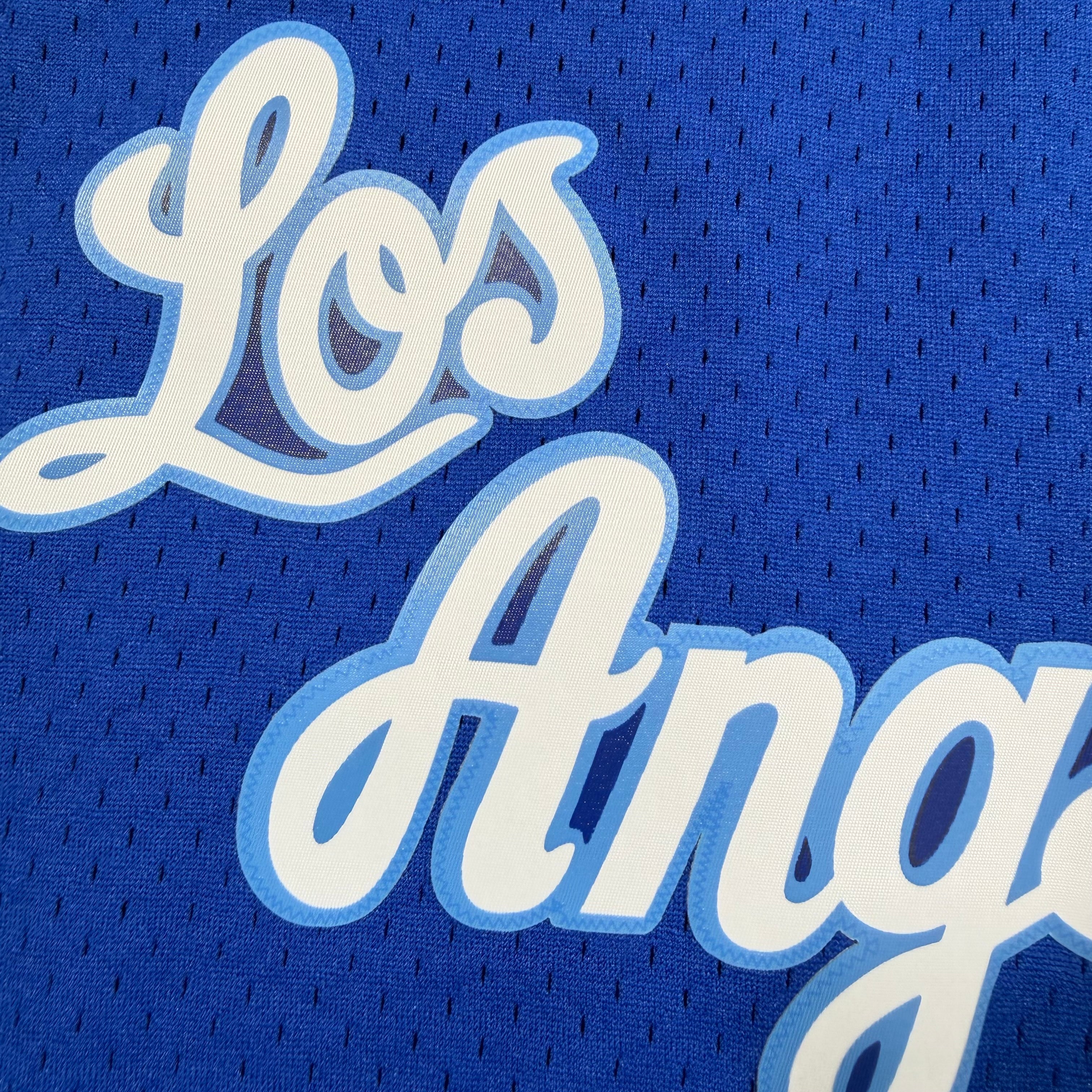 Shaquille O’Neal Los Angeles Lakers Throwback Mitchell & Ness NBA Jersey - Medium