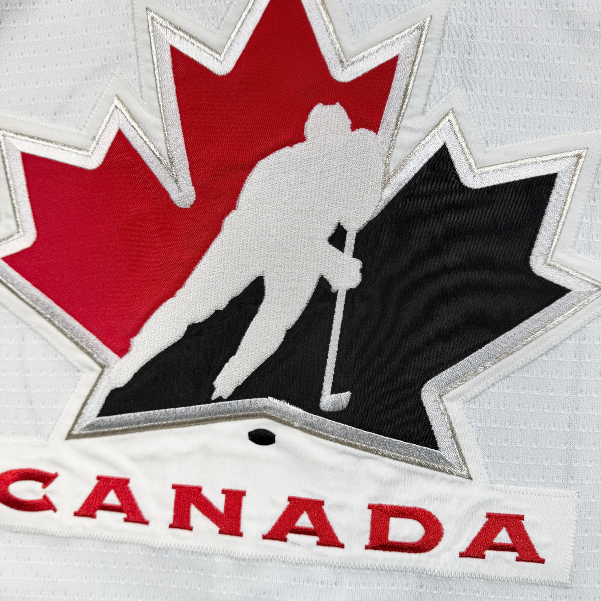 Steve Yzerman Team Canada 1998 Vintage Authentic Olympic Jersey - 48/Large