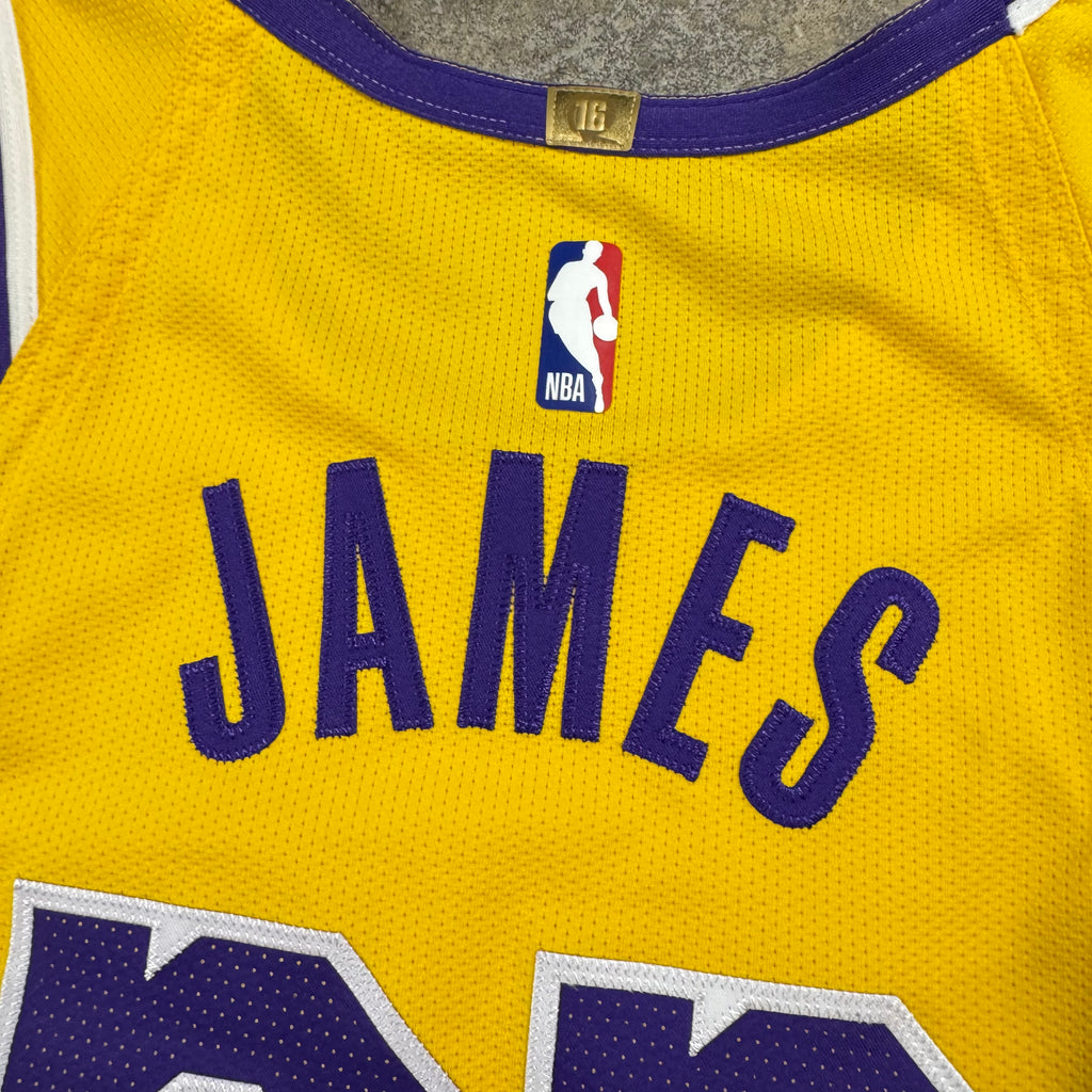 Lebron James Los Angeles Lakers Authentic NBA Jersey Size 44 Medium