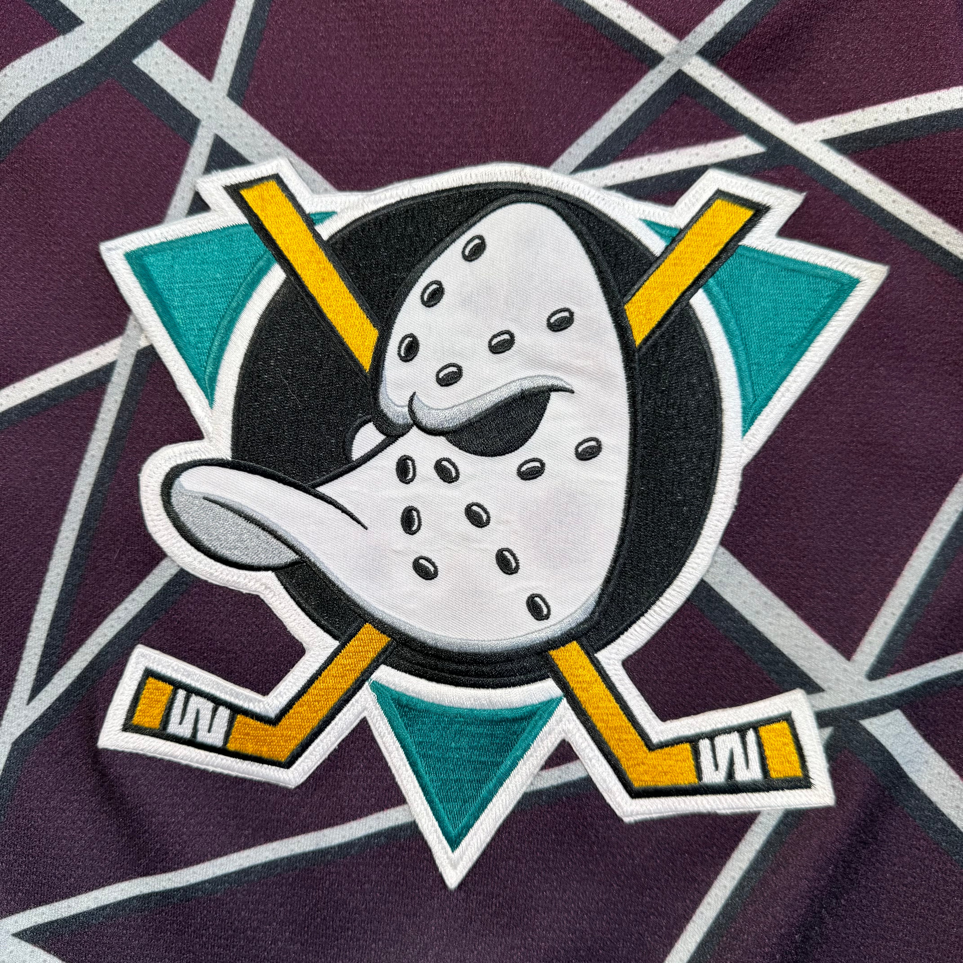 Anaheim Ducks Vintage Nike AOP Hockey NHL Jersey Size Medium RARE