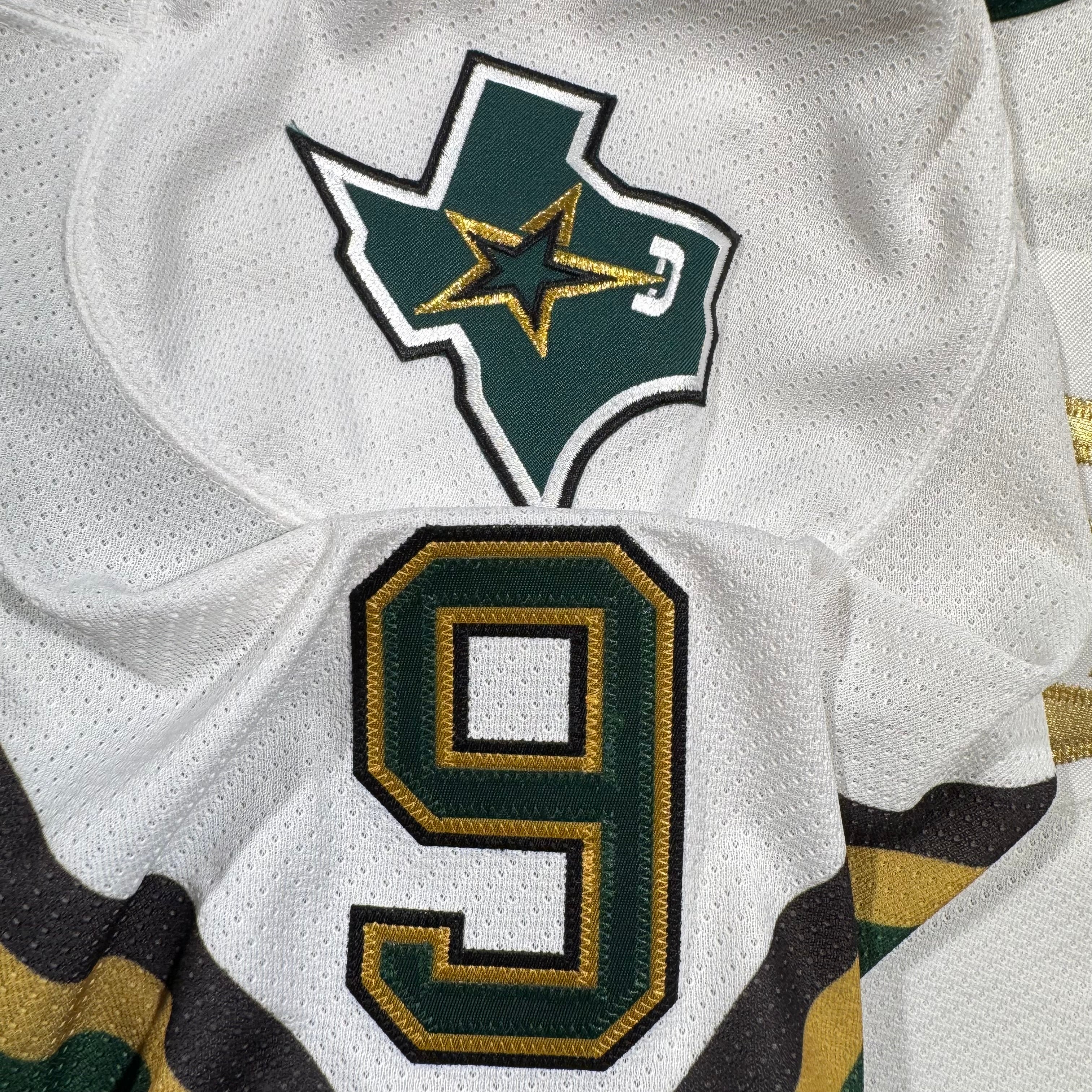 Mike Modano Dallas Stars Vintage CCM NHL Jersey Size XXL