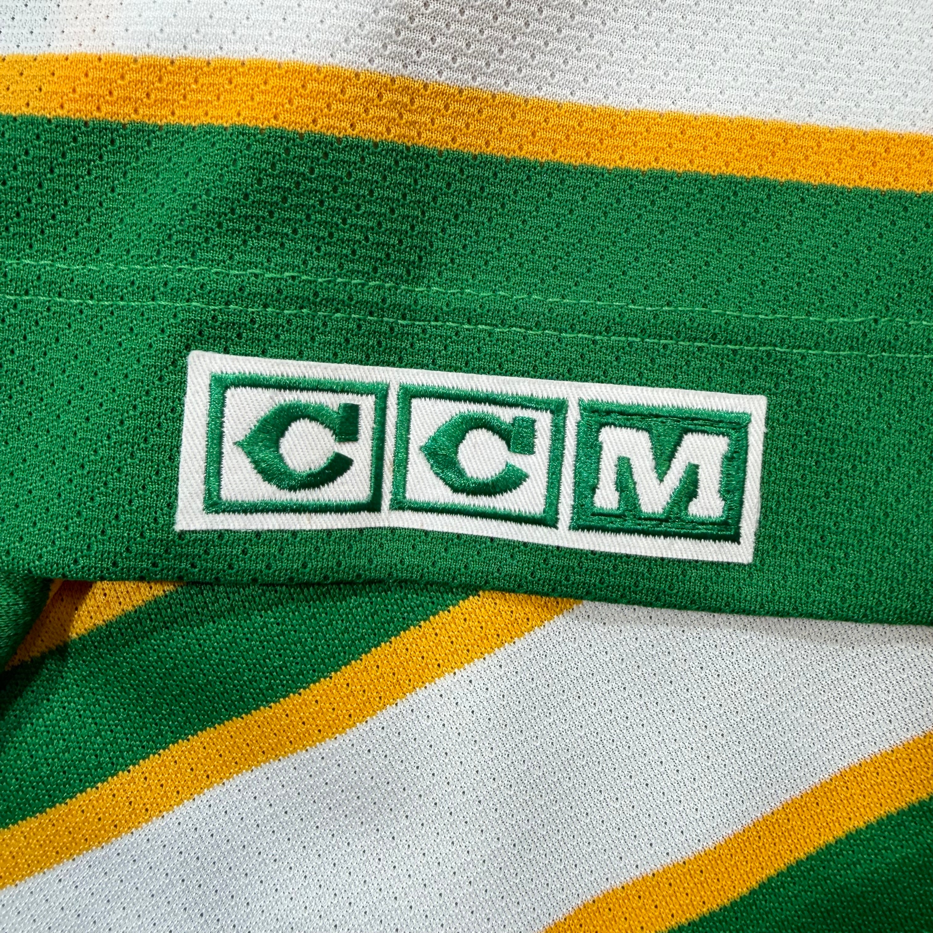 Mike Modano Minnesota North Stars Vintage CCM NHL Jersey - Large